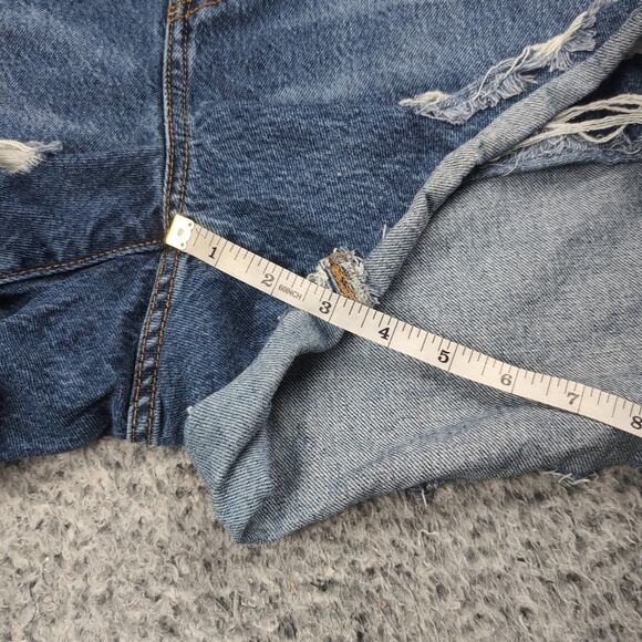 Levi's 501 Shorts Women 18W Blue Normcore Distressed Bikercore Raw Hem Med Wash - Picture 6 of 8